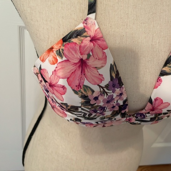 Shade Shore Floral Bikini Top 34B Lightly Padded Adjustable Tropical EUC - Picture 4 of 8